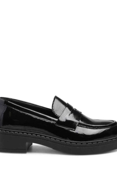 Nayell patent leather black Pavement