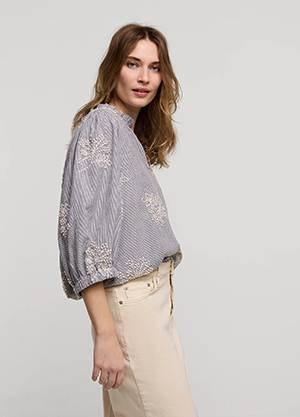 Top heavy embroidery stripe ivory Summum