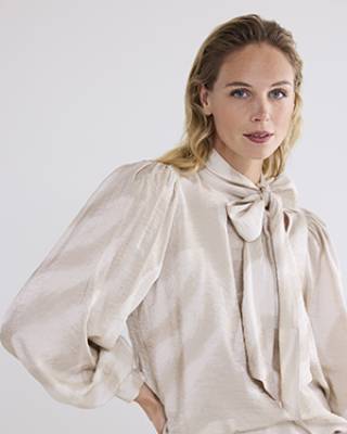 Top big feathers cashmere Summum
