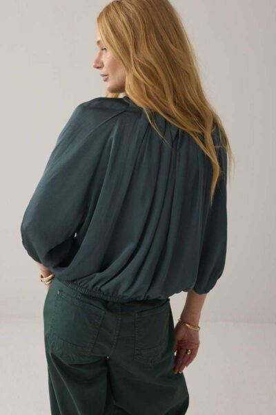 Top silky touch emerald green Summum Woman