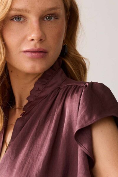 Top silky touch deep fig Summum