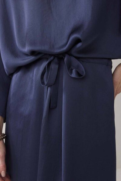 Dress heavy silky touch navy noir Summum