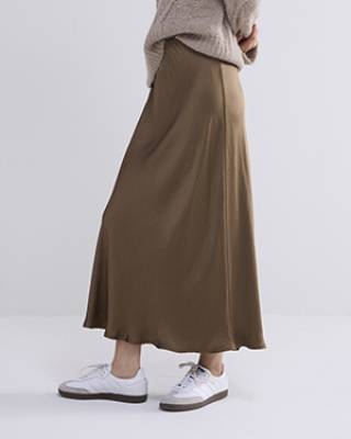 Skirt heavy silky touch olive Summum