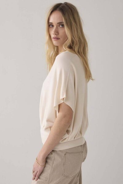 V-neck sweater viscose blend knit ivory Summum