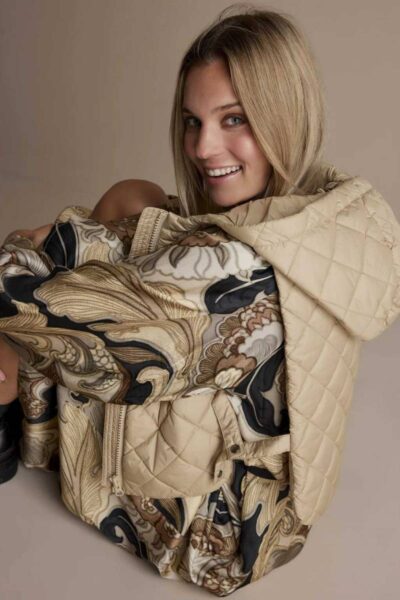 Hooded mock collar puff warm sand Summum Woman