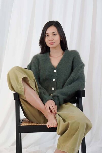 Malia bottoned v-neck cardigan military TWNS