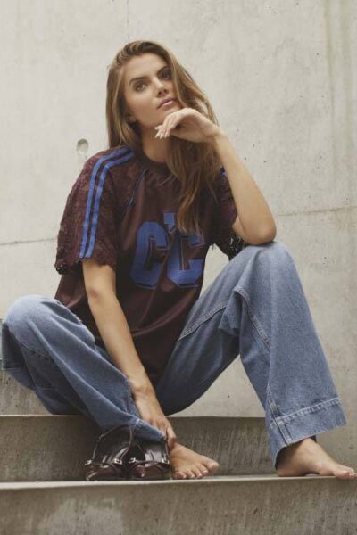Trey lace tee new blue Co’Couture