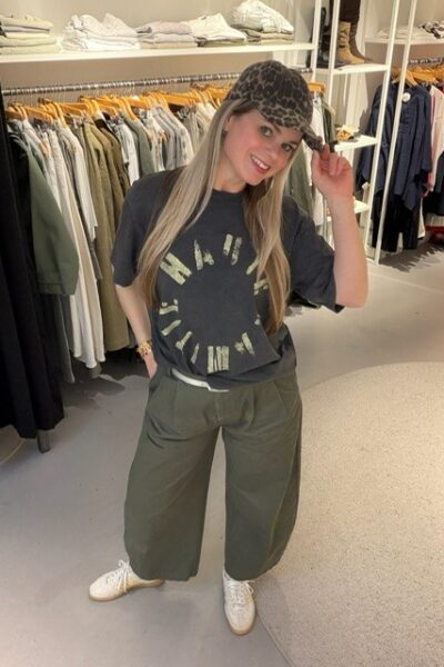 Logo circle tee black acid wash Haute L’Amitie