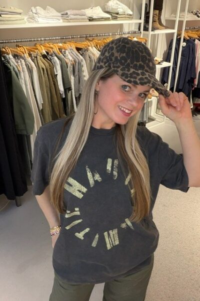 Logo circle tee black acid wash Haute L’Amitie