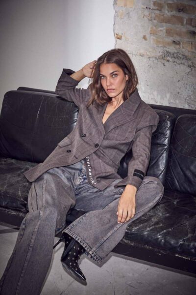 Waist fit check blazer mocca Haute L’Amitie