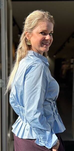 Poppy pleat waist shirt pale blue Co’Couture