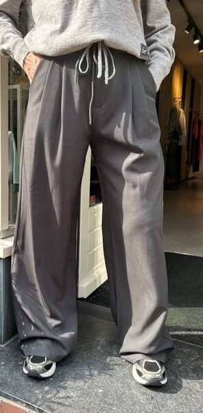 Michelle tailor tie tall pant dark grey L’Amitie