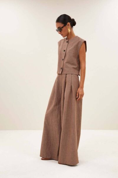 Nori girone gilet iced coffee By-Bar Amsterdam